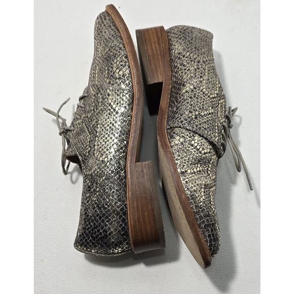 James Chan Gracie Embossed Snakeskin Lace-up Flats Metallic Pointed Toe 6 B - Picture 6 of 8